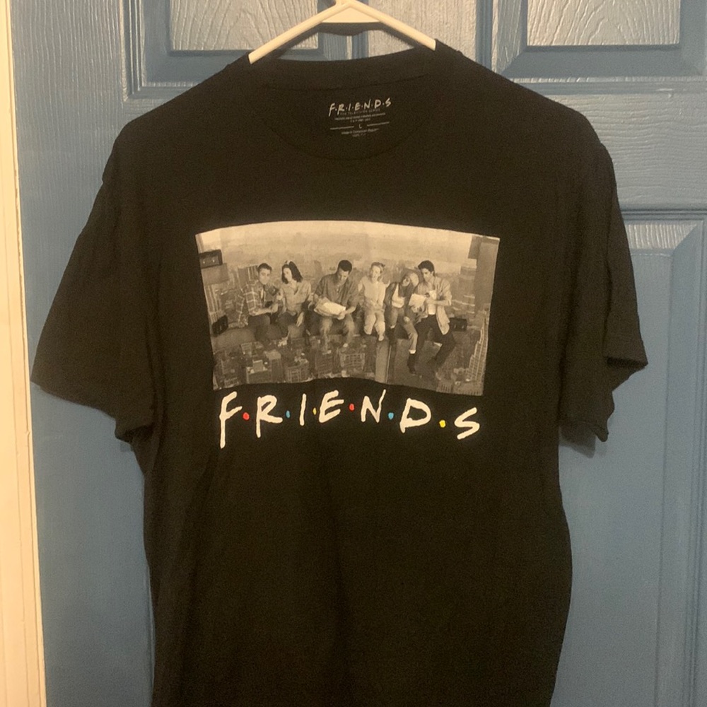 Mens FRIENDS Shirt size large